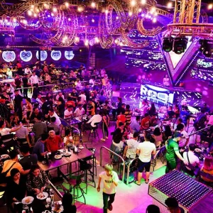 Beer club sang trọng cho doanh nhân: Nơi thư giãn đẳng cấp sau giờ làm việc