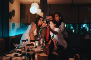 Beer club và tiệc độc thân: "Quẩy" hết mình cho đêm chia tay đời độc thân đáng nhớ
