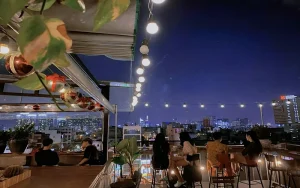Beer club view đẹp ở TP.HCM: Top những "nóc nhà" chill hết nấc ngắm Sài Gòn về đêm