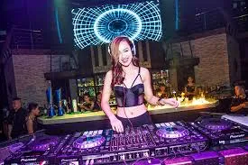 Sức hút khó cưỡng của beer club với DJ nổi tiếng