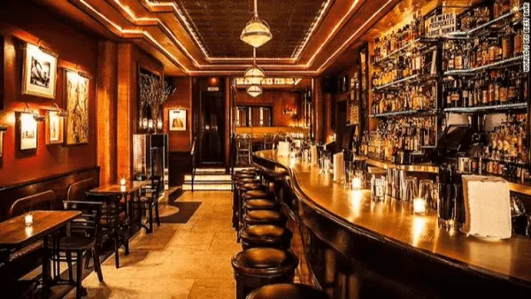 Vậy nên chọn beer club hay pub?
