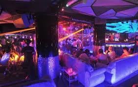 Tại beer club: "Nhập gia tùy tục" như thế nào?